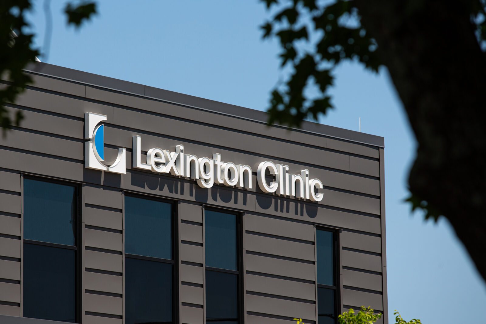 Lexington Clinic Signage, Healthcare Brand Design